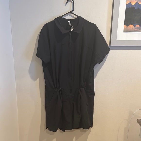 Lululemon Romper Women 14 Black Stretch Ribbed Pocketed Athleisure Sporty Casual